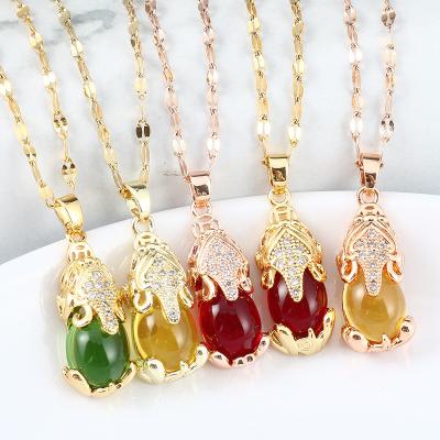 China Vintage Pixiu Chain Pendant Necklace Clavicle Necklace Ladies Titanium Steel Jewelry Set With Diamonds for sale