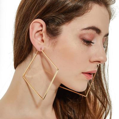 China Factory Wholesale CLASSIC Popular Earrings Silver Gold Plated Geometric Shaped Earring For Women for sale