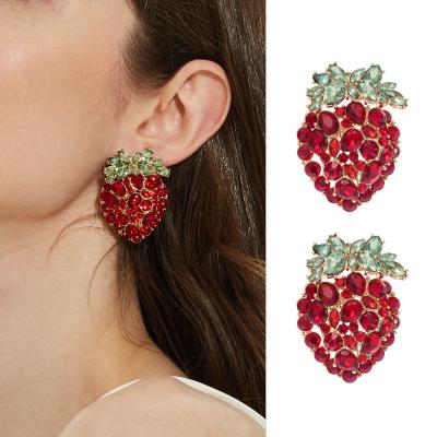 China Fashion Factory Wholesale Simulation CLASSIC Fruit Earrings Colorful Rhinestone Strawberry Earrings for sale