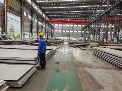 China Warmgewalzte SS304 Edelstahlplatte 10 mm individuell zu verkaufen