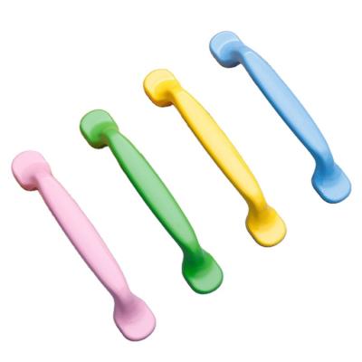 China Morden Hot Sale Cute Colorful Aluminum Alloy Metal Cabinet Pulls Kids Bedroom Furniture Wardrobe Handles for sale