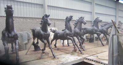 China Large Modern cast Bronze Horse Sculptures for sale