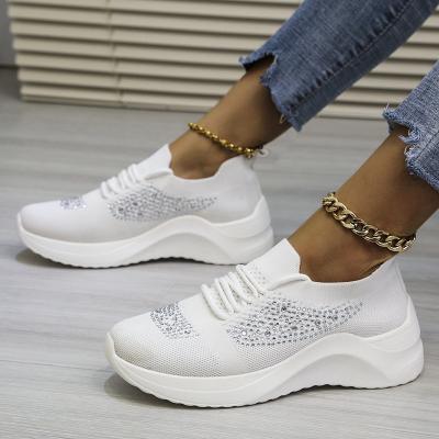 China CUSHIONING Women's Outdoor Causal Shoe White Running Sports Style Bling Walking Shoes For Women for sale