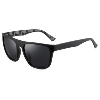 China Fashion sunglasses design black cool men's square sunglasses polarized tr90 for sale