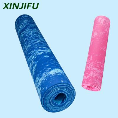 China Luxury Comfortable Thick High Density Non Slip Pilates Exercise And Yoga Mat Mixed Colors Strip Yoga Mat In The Gym for sale