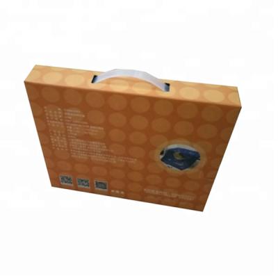 China Recyclable Cardboard Box Carry Handle Cover Box Cardboard Packaging Manufactures for sale