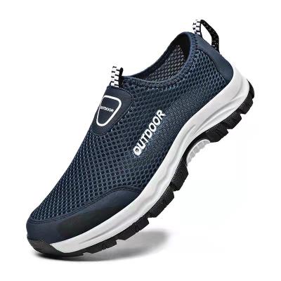 China Fashion\comfortable\durable\breathable\lit 2021 new outdoor shoes men's mountaineering leisure shoes men's mesh large size breathable sports foot shoes for sale