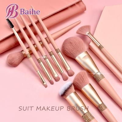 China Angular Blush Pink Professional Makeup Brush Kits High Quality 10pcs Facial Blending Brush Set Makeup Brush Kits for sale