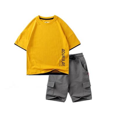 China Summer Korean version of casual children's clothing the new wholesale boys short sleeve child suit sports shorts summer sets for sale