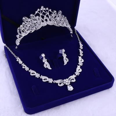 China DA012-S CLASSIC Tiara Bride Three-Piece Wedding Accessories Necklace Tiara Crown Wholesale Jewelry Stain Wedding Jewelry Set for sale