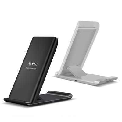 China UniversalÂ   2021 New Arrivals 15W Qi Fast Charging Folder Phone Holder Wireless Charger With Retail Box for sale