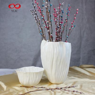 China Europe Large Sublimation Bone China Ceramic Flower Vase for sale