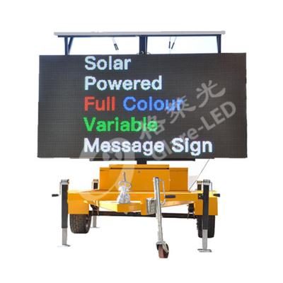 China Traffic Road Arrow Message Guidance LED Sign Trailer 2.56x1.28m Vms Led Display en venta