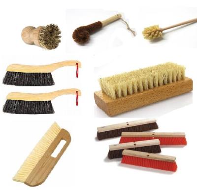 China Sustainable Soft Stiffens Wooden Bed Cleaning Brush For Household Cleaning for sale