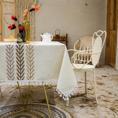 China Wholesale Waterproof Promotional Modern Cotton Canvas Faux Leaves Embroidered Table Cover Waterproof Canvas Table Cloth for sale