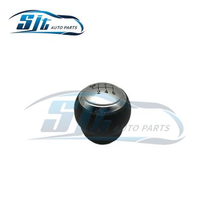 China Brief & Simple color for TOYOTA COROLLA YARIS Black and Gray Leather Gear Shift Knob made in carbon fiber for sale