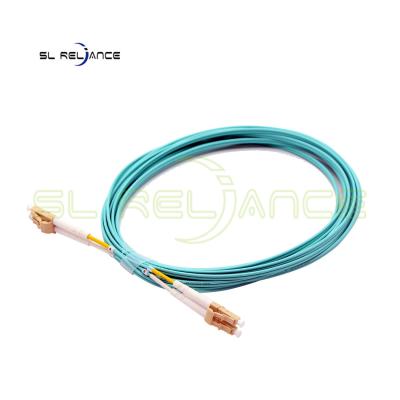 Chine LC UPC à la correction optique de fibre de LC UPC millimètre attacher 1M 0.9MM/2.0MM/3.0MM à vendre