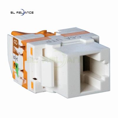 China El acoplador trapezoidal del CE ROHS UTP Cat6a gira el conector trapezoidal corto Rj45 en venta