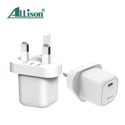 China 2023 Hot Selling Mobile Phone Lower Prices Mobile Phone Adapter 20W Universal Fast Home Charger for sale