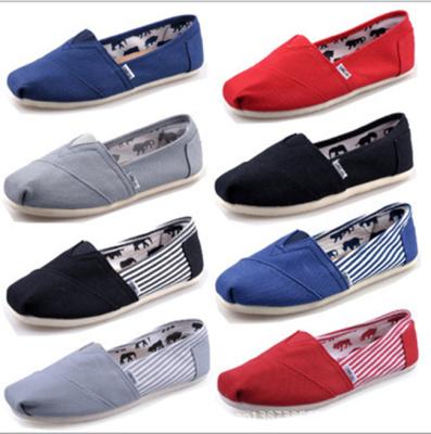 China 2021 Wholesale Cheap Casual Loafers China Factory China Sneaker Shoes Unisex Empty Canvas Shoes Anti-Slippery Canvas 35-45 for sale