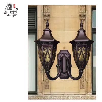 China Luxury double headoutdoornew garden style fashion cast aluminum glass body european high lumen wall light for sale