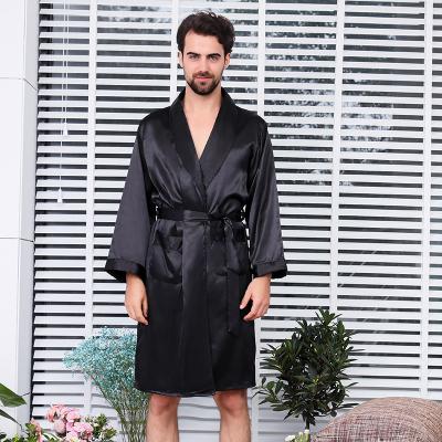 China QUICK DRY Men's Silk Like Thin Pajamas And Pajamas Men Summer Two Piece Long Shorts Suit Plus Size Bathrobe for sale