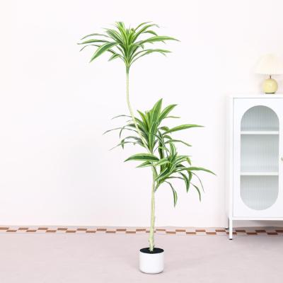 China Modern Factory Wholesales Artificial Beauty Iron Tree Environmental Protection Material House Decor Imitated Potted Plants Bonsai for sale