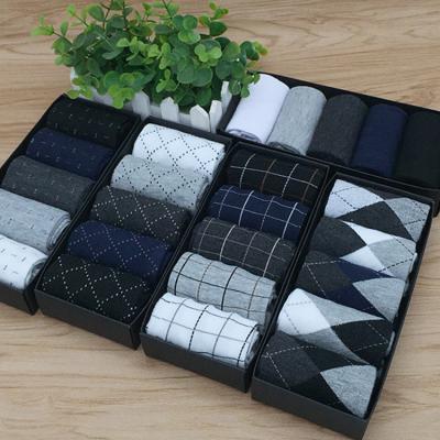 China crew socks men autumn and winter men socks 5 pairs of pure color cotton business casual men's socks boxed for sale