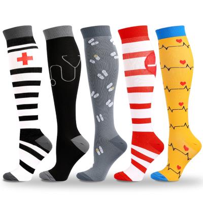 China Hot Selling Knee High Medical Nurse Ekg Colorful Socks Stocking 20-30 mmgh Running Sport Compression Socks For Women for sale