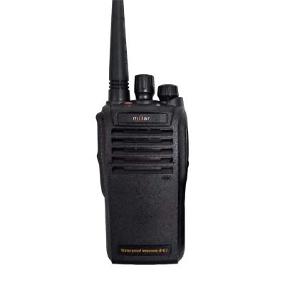 Cina M1688 Handheld Wireless Long Range VHF UHF Two Way Radio IP67 Walkie Talkie impermeabile in vendita