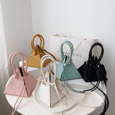 China 2021 Polyester Bags Women Handbags Luxury Cross - Body Handbag Ladies Pure Color Handbag for sale