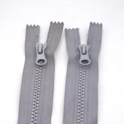 China Factory Customized Auto Lock #5 Resin Plugged Zipper Viable For Clothing for sale