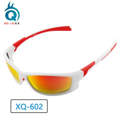 China Unisex golf sports sunglasses with full frame mirror lenses can be used for different outdoor activities such as golf training. for sale