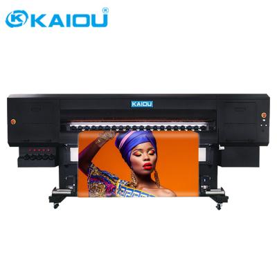 China Garment Shops High Efficiency UV-LED Technology Full Color Fashionable With Portable Printing 6 Head UV Ink Roll To Roll UV Printer zu verkaufen