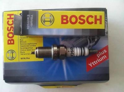 China Safe Automobile Spark Plug Set , 4x 0242235912 Bosch S8-4 FR7D FR7DC 8 New Audi BMW Spark Plug for sale