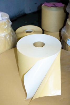 China Freisetzung Liner Kraft Jumbo Druckpapier Roll 80u Oberflächendurchmesser Papierzellentyp zu verkaufen