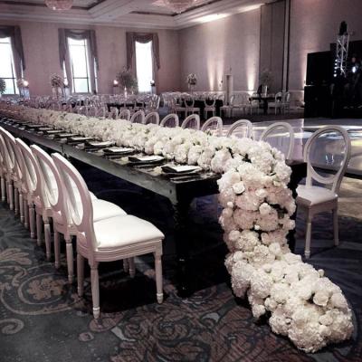 China Fancy artificial white striped flower IFG 6ft dining table runner with table runner organza for sale