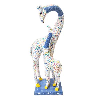 China Europe African Home and Decor Sculpture Resin Giraffe Floral Paper Crafts for Home for sale