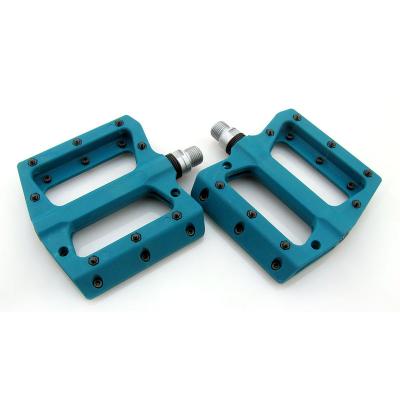 China SCUDGOOD Deluxe Blue Color Nylon Bicycle Pedals Plastic Cycling Road Bicycle Pedals With Non-slip Cleats for sale