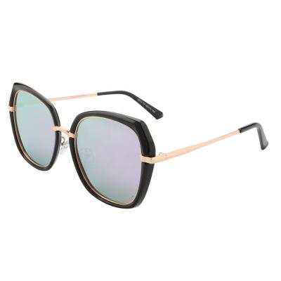 China Fashion Sunglasses 2019 Latest Top Fashion Sunglasses Brand Designer Classical Polarized Sunglasses for sale