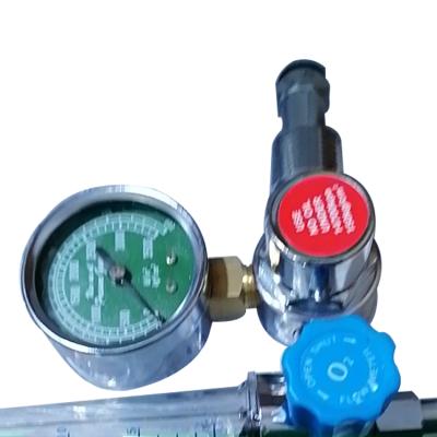 China Hospital Oxygen Cylinder Regulators Medical Oxygen Regulator Flow Meter with Humidifier 10*16*21cm for sale