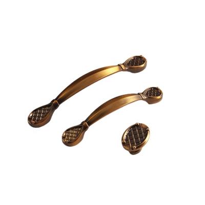 China Yeede Victorian Classic Antique Furniture Coffee Brushed Door Drawer Brass Sideboard Pulls Handles for sale