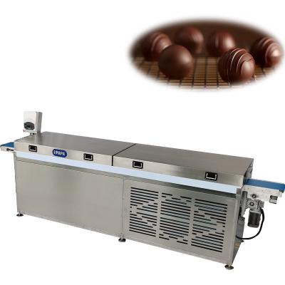 China Commercial Small Product Cooling 3P 3.2m Cooling Tunnel For Cooling Chocolate Covered Products for sale