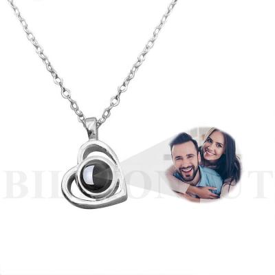 China 925 Sterling Silver Custom Couples Jewelry Photo Pendant Necklaces TRENDY Projection Necklace Memory Lovers Pendant Gift for sale