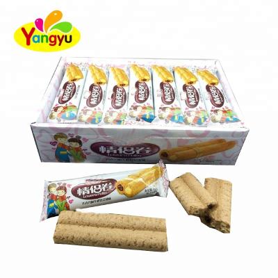 China Natural Natural Halal Chocolate Wafer With Milk Muffin Bar Cookies Puffed Food Twin Stick Candy for sale