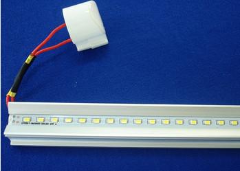 China 1800 LM Intergrated 18 Watt Led Tube Lighting 2 Years Warranty for sale