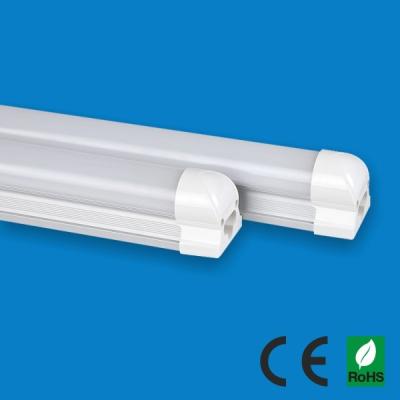 China SMD3014 2 pies 600m m integró la luz del tubo de T5 LED, material de AL+PC en venta