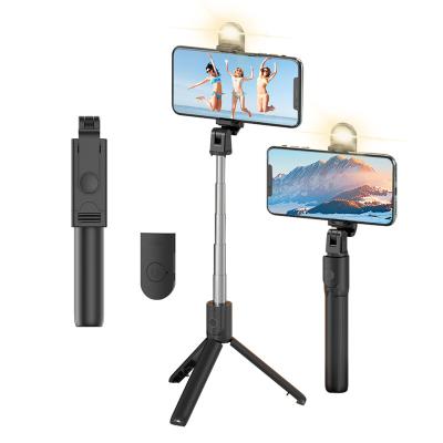 China Lightweight selfie stick tripod extendable stick mini tripod with detachable remote for smart phones selfie phone holder for sale