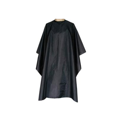 China Eco-friendly Black Plus Barber Capes 140*120cm Size Thicken Haircutting Apron Hairdressing And Hair Coloring Cape for sale