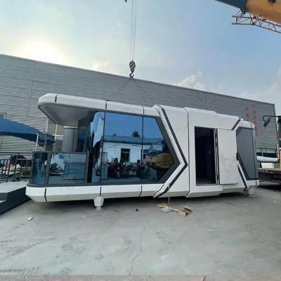 China Eclectic Outdoor Mobile Tiny Prefab Container House Hotel Cabin Bed Capsule Space House Luxury Capsule Bedroom for sale